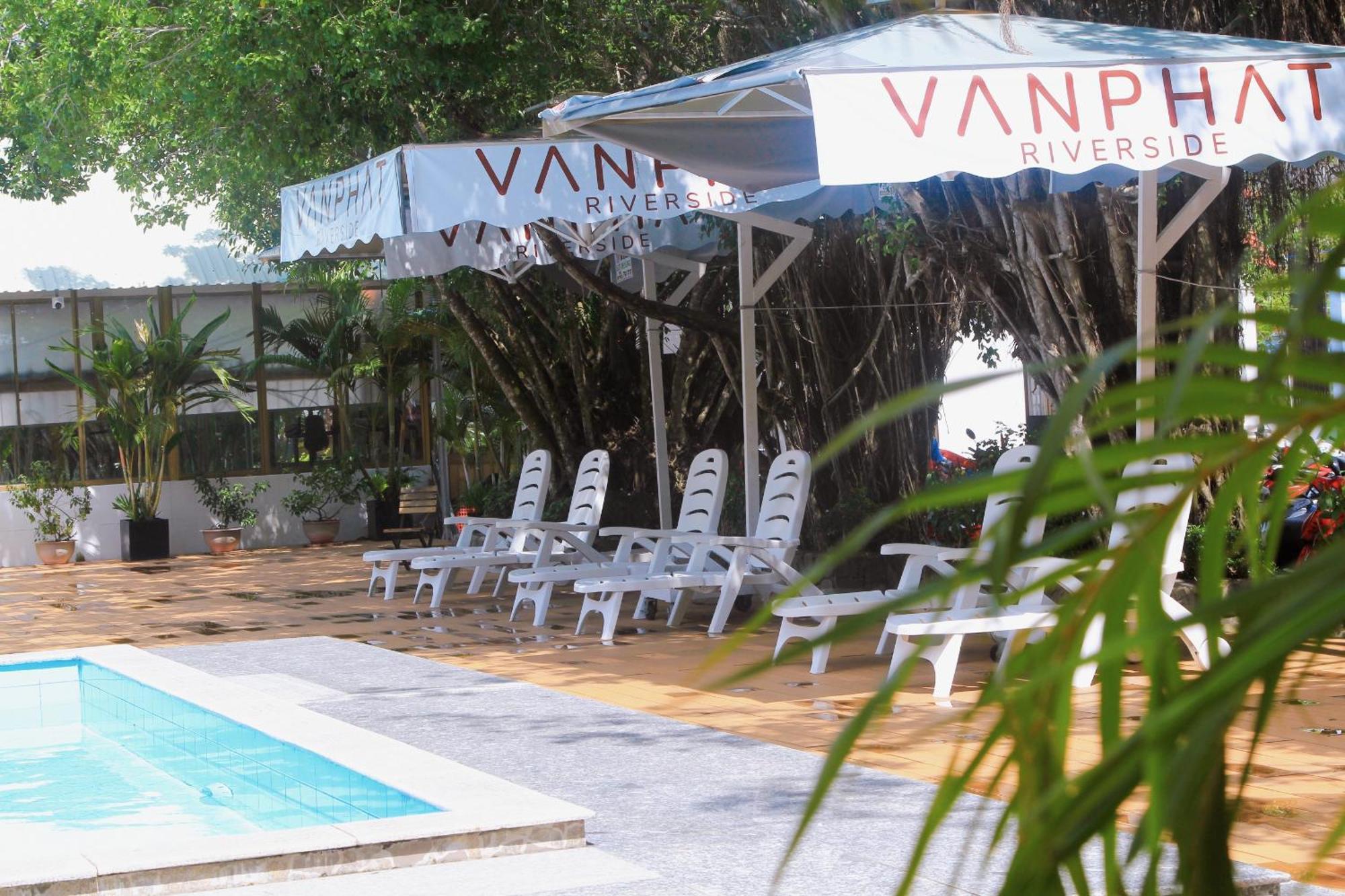 Van Phat Riverside Hotel Can Tho Exterior photo