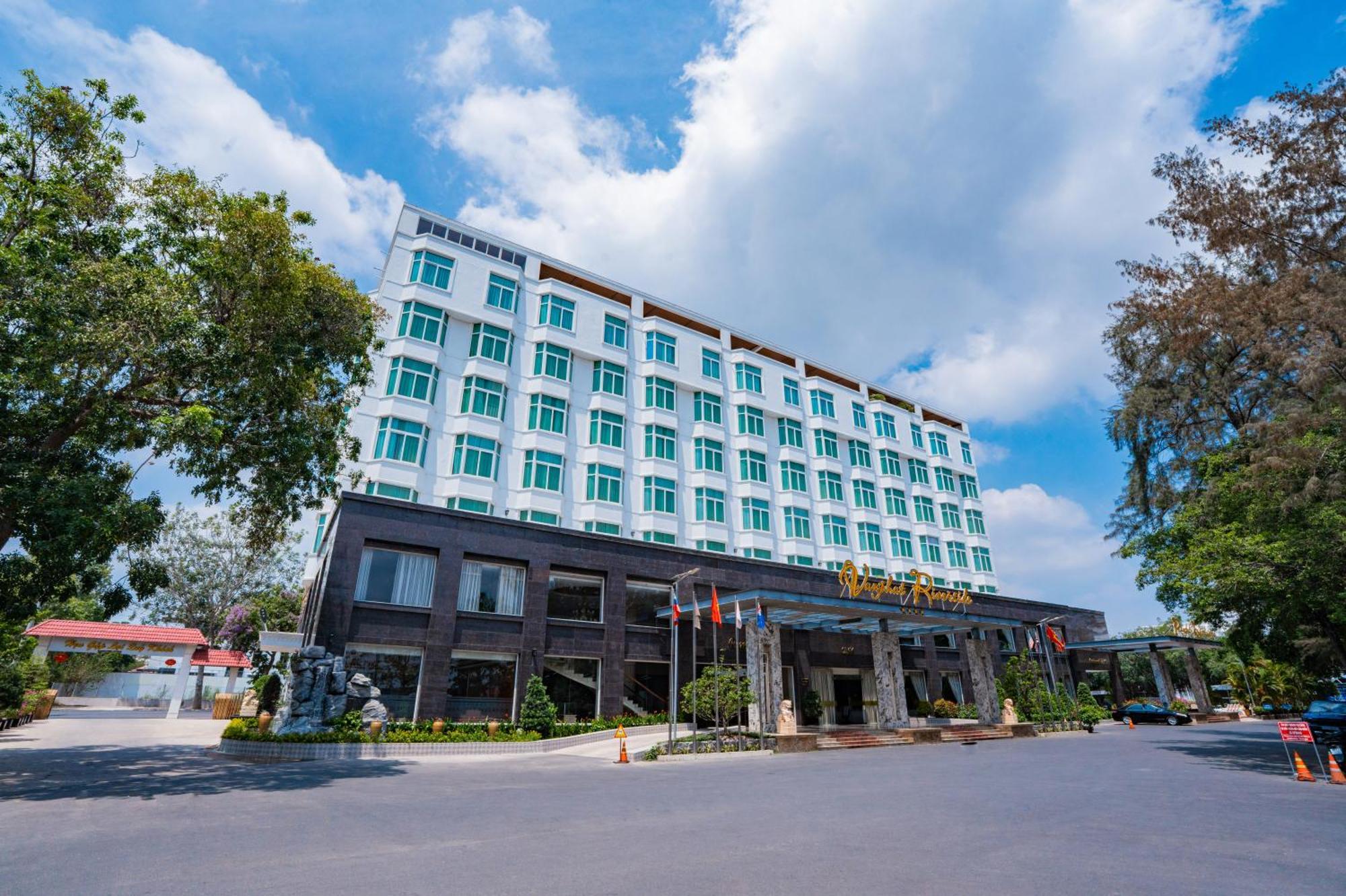 Van Phat Riverside Hotel Can Tho Exterior photo